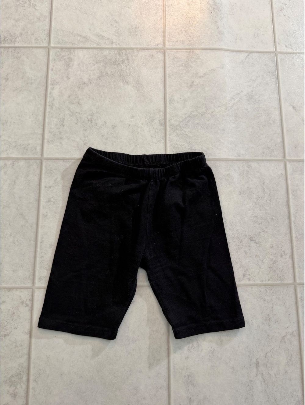 The Children's Place black bike shorts size 5 6